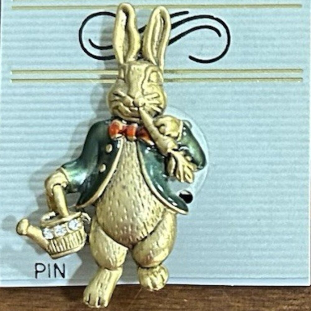 DANECRAFT Vintage 1980's Peter Rabbit With Carrot Gold Enamel Crystal Brooch Pin - Picture 2 of 2